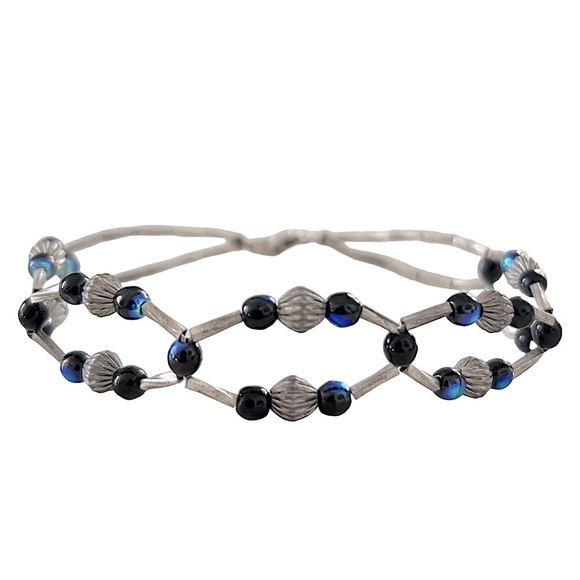 Silver & Blue Beaded Geometric Bracelet - Picture 1 of 8